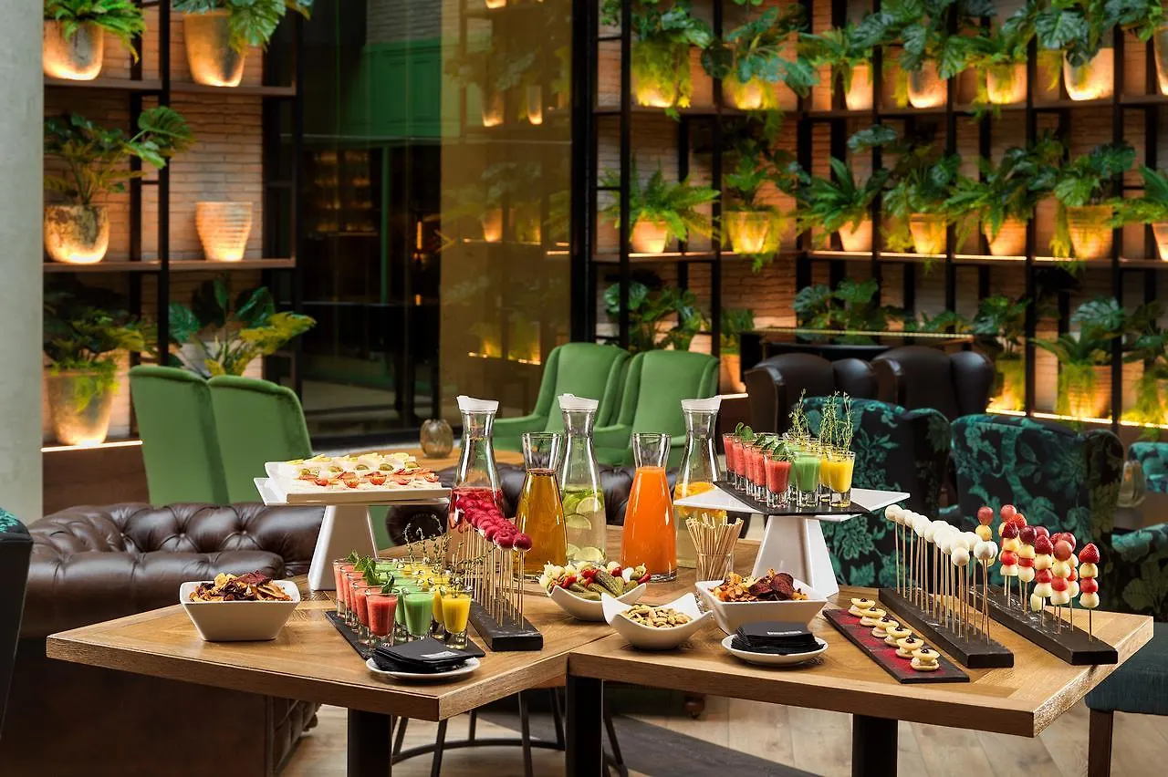 H10 Marina Barcelona Hotel
